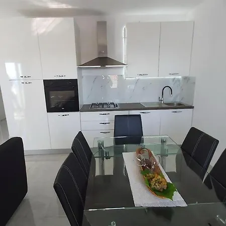 Apartment Zorica Duce