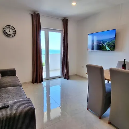 Apartment Zorica *
