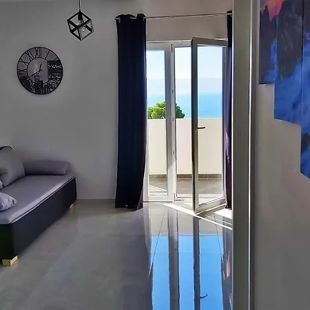 Apartment Zorica *